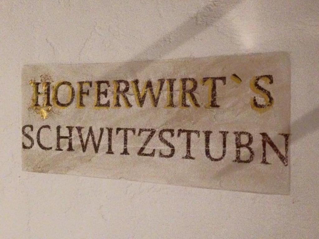 Hotel Hoferwirt นอยชติฟ อิม ชตูไปทัล ภายนอก รูปภาพ